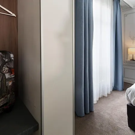 Vaugirard Hotel