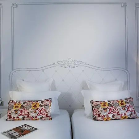 Vaugirard Hotel 3*